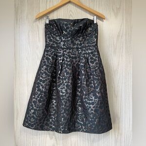 BCBG Max Azria Metallic Ink Strapless Dress Size 4 NWOT
